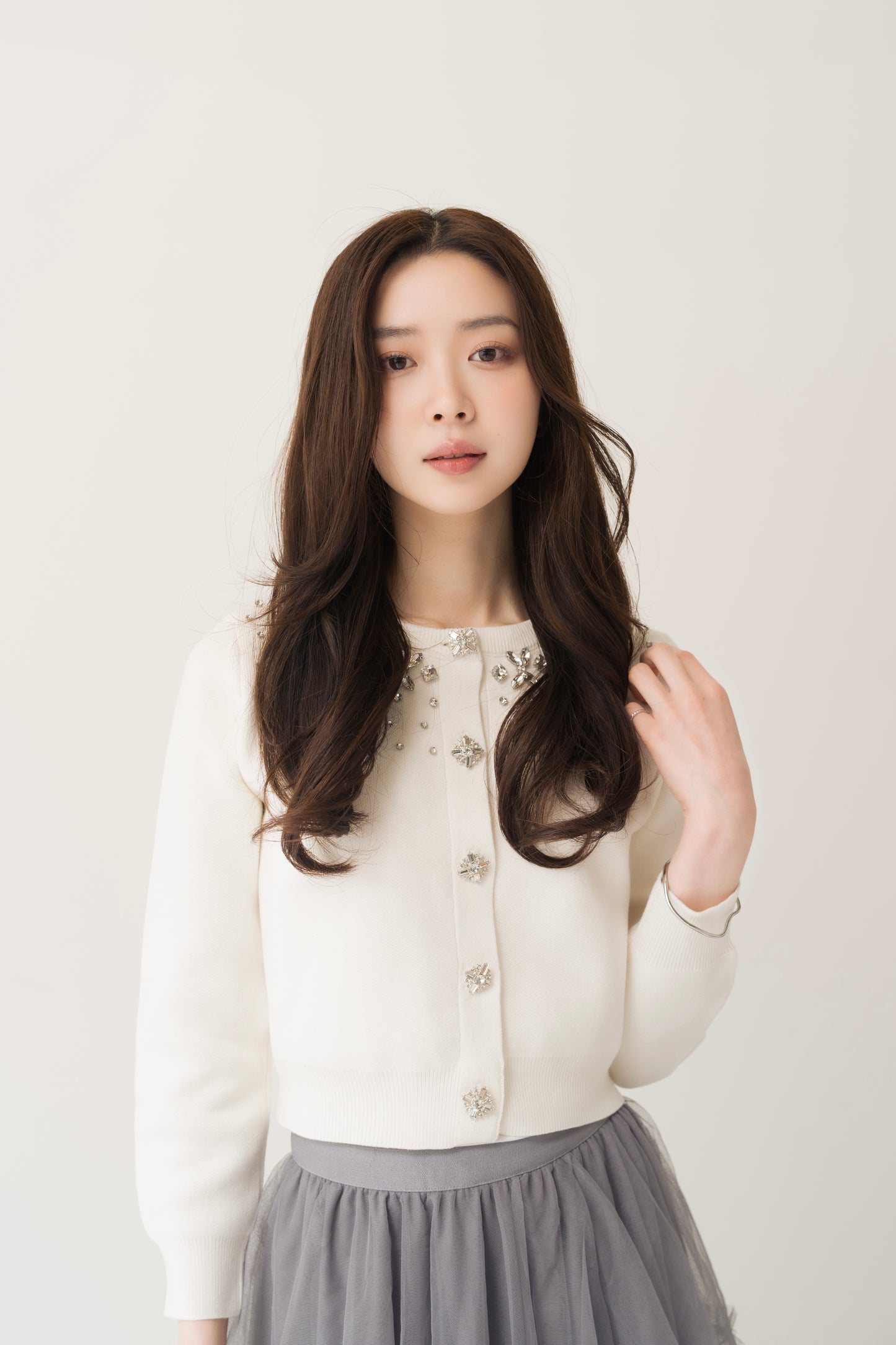 ビジューUネックカーディガン