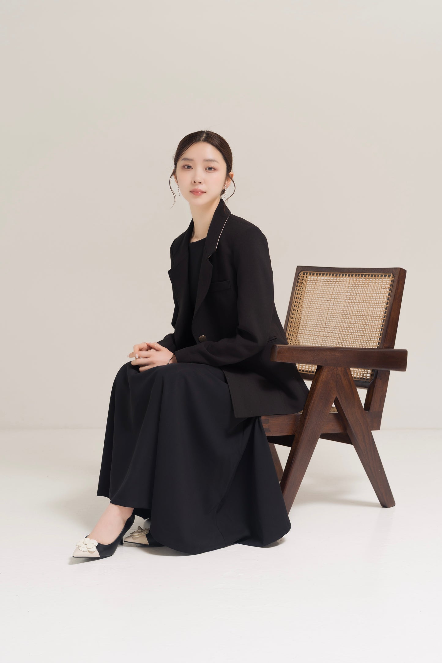 ゴールドボタンテーラードジャケット