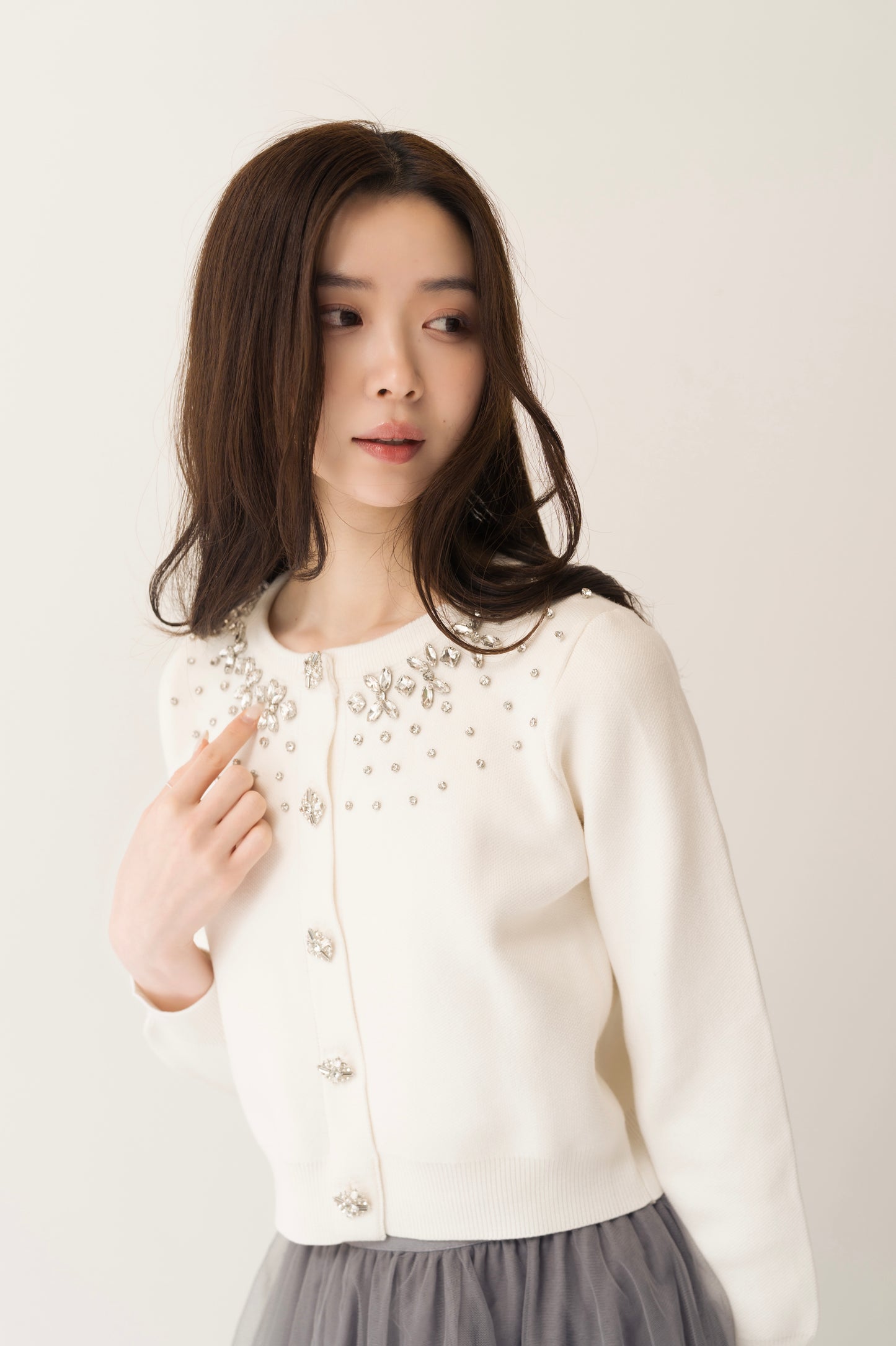 ビジューUネックカーディガン