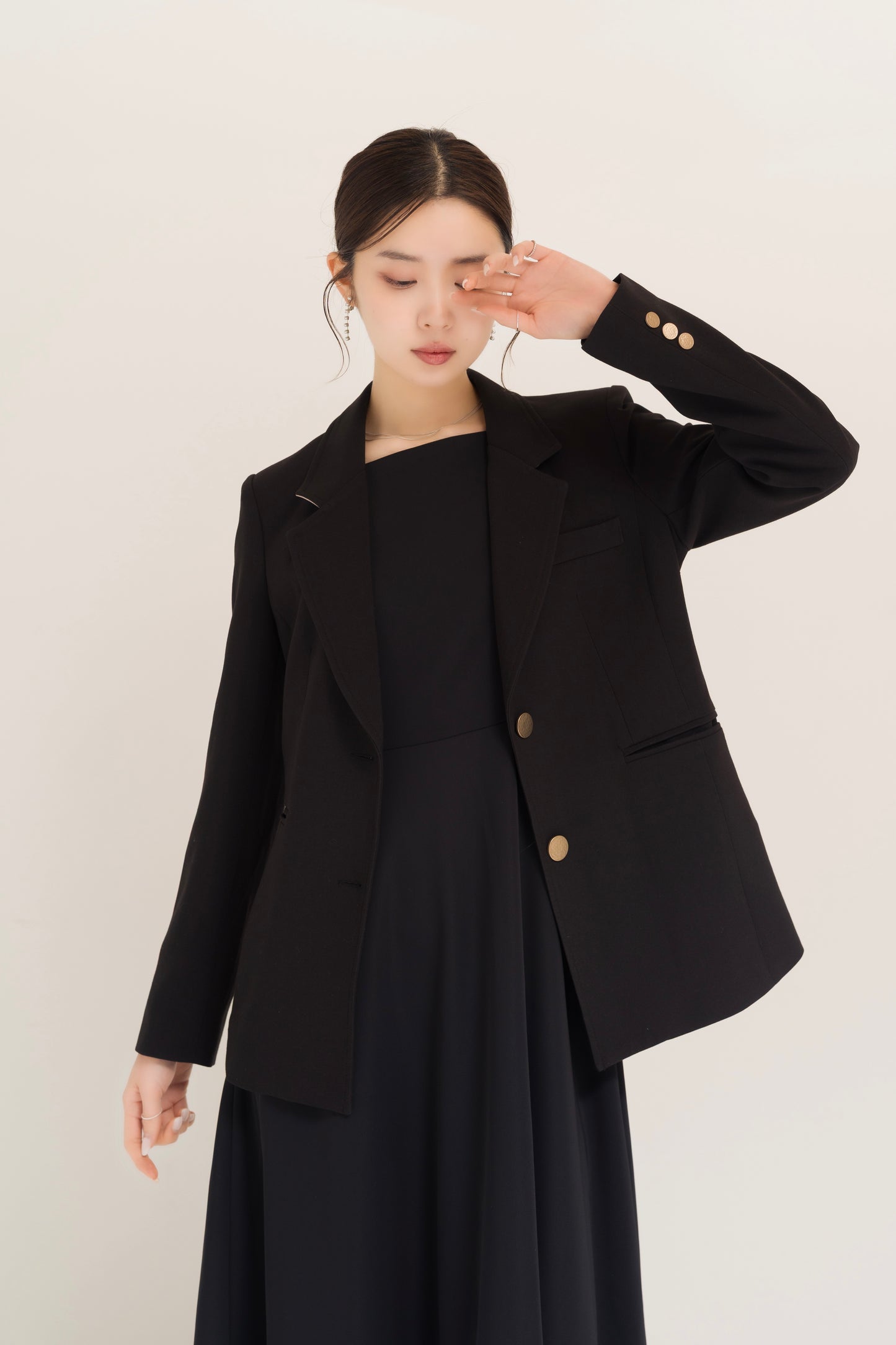 ゴールドボタンテーラードジャケット