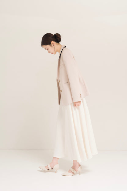 ゴールドボタンテーラードジャケット