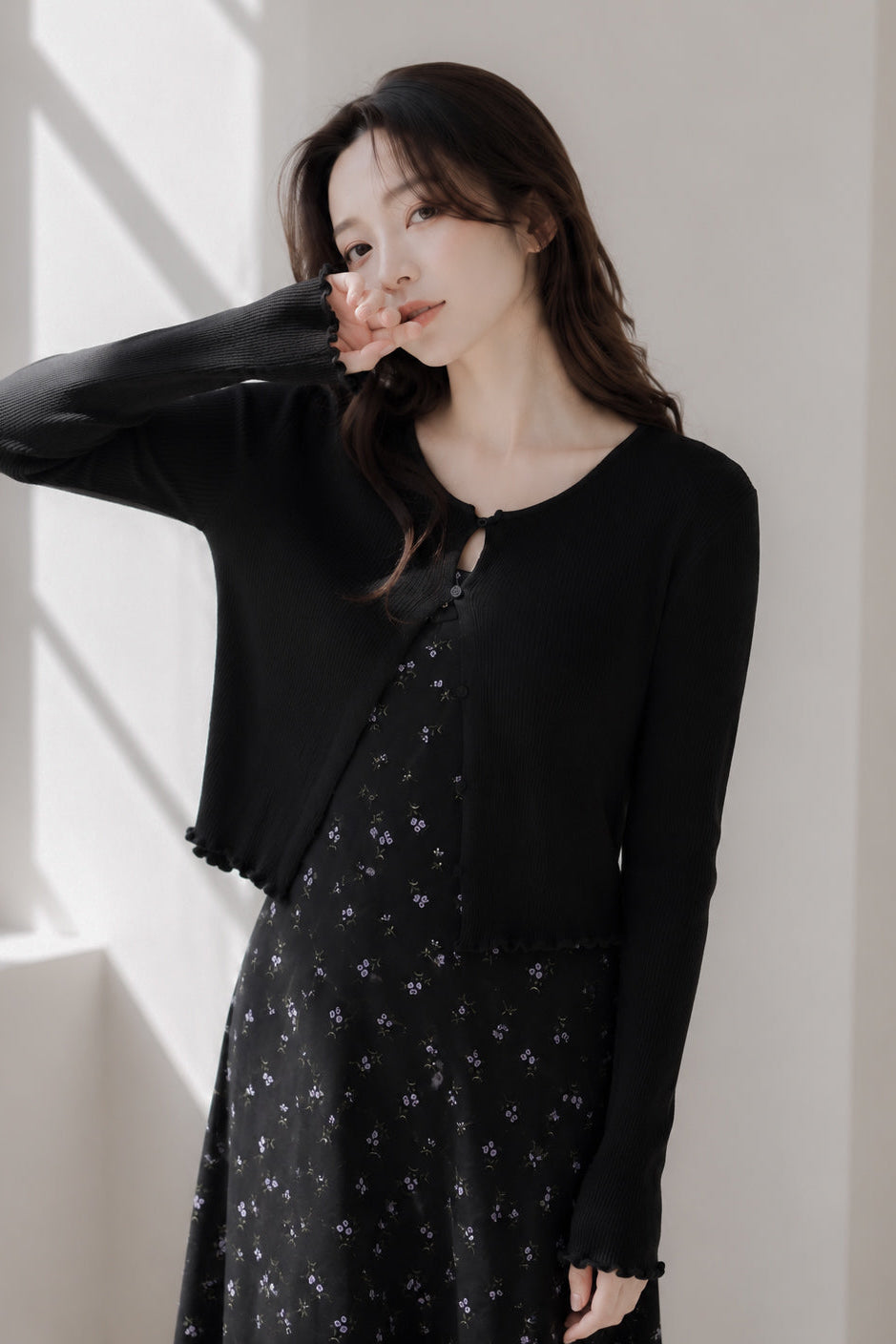 リブフリルカーディガン