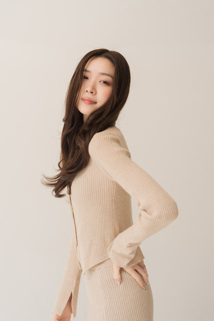 ニットカーデ＋スカートセット